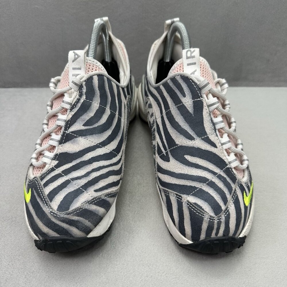 Nike Air Footscape x Olivia Kim Womens Size 7 Shoes No Cover White/Yellow/Black - Picture 2 of 8